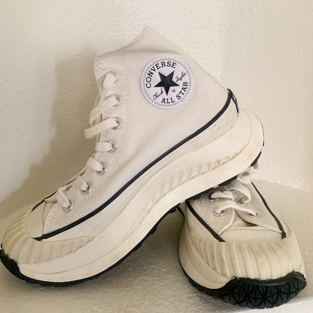 Converse Women’s Platform Sneaker